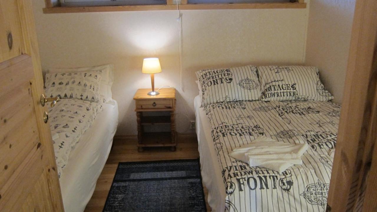 Heloise'S Accommodation Fredvang Екстер'єр фото