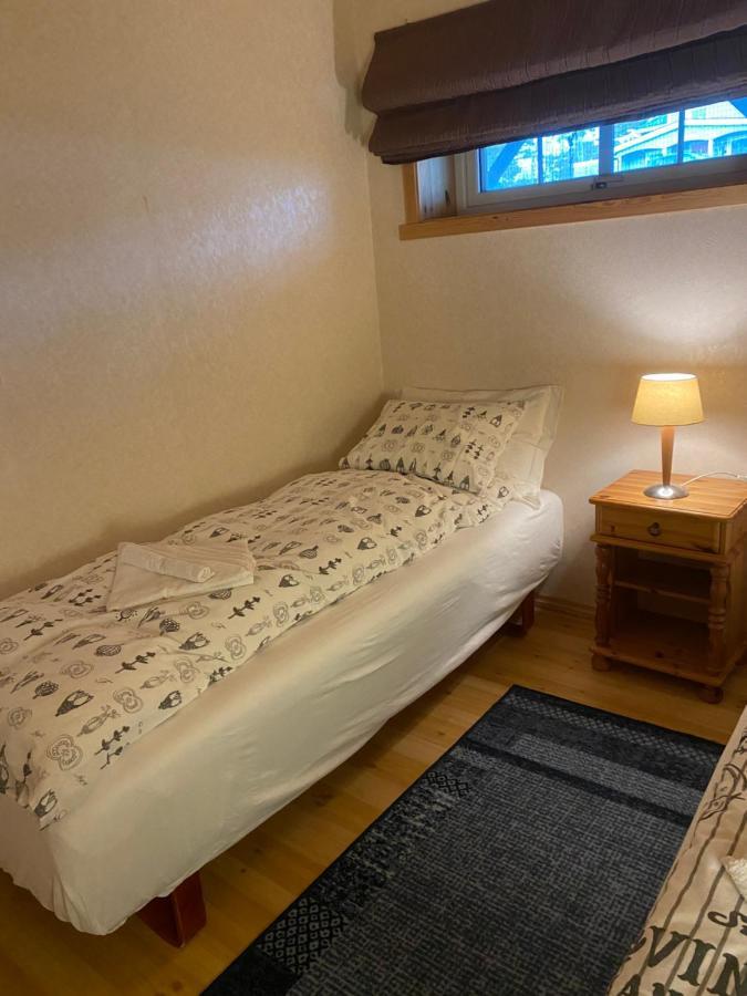 Heloise'S Accommodation Fredvang Екстер'єр фото